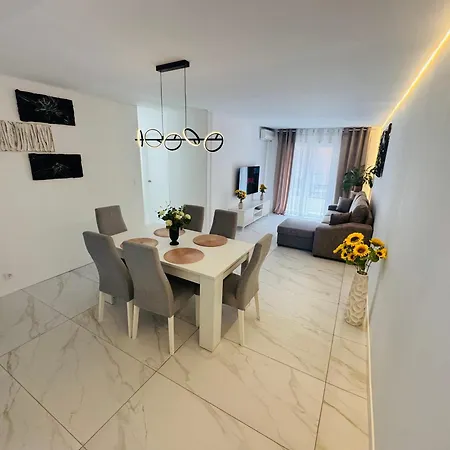 Casco Antiguo Luxury Reformado A Estrenar Playa Parking Wifi Aire Zona Centrica Ciudad 아파트
