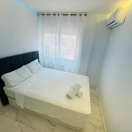 Casco Antiguo Luxury Reformado A Estrenar Playa Parking Wifi Aire Zona Centrica Ciudad *