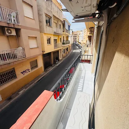Casco Antiguo Luxury Reformado A Estrenar Playa Parking Wifi Aire Zona Centrica Ciudad * קלפה